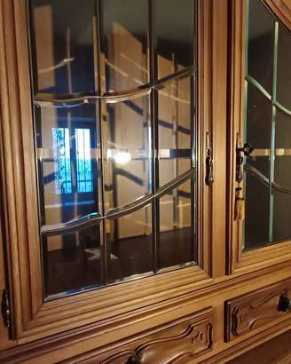 Credenza piemontese