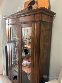 Vetrina vetrinetta credenza arte povera