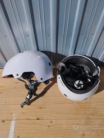 due caschi Oxelo 