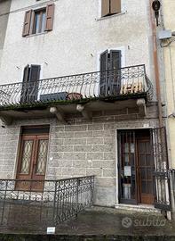 Immobile in asta di 200 m² con 4 locali a Sant'Omo