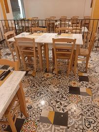 tavoli e sedie in legno