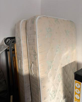 2 materassi + 2 reti