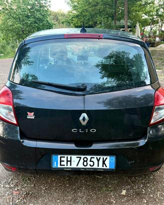 Renault clio 3 serie 2011