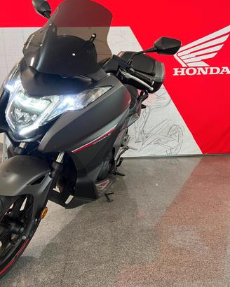 Honda Integra 750 S