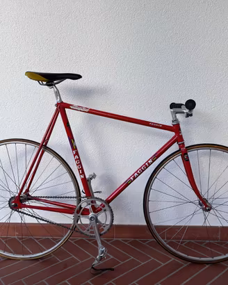 Pursuit pista Faggin