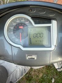 Aprilia sportcity200