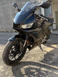 Yamaha r3