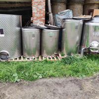 Cisterne in acciaio per vino