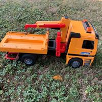 Carroattrezzi Bruder