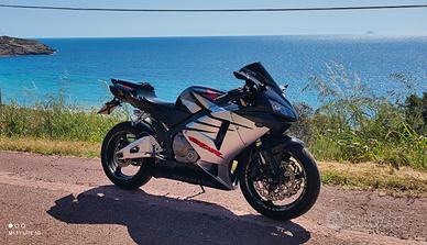 Honda CBR 600 RR 2005