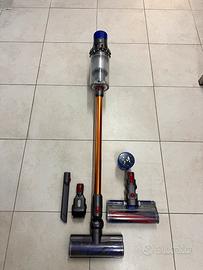 Dyson V10