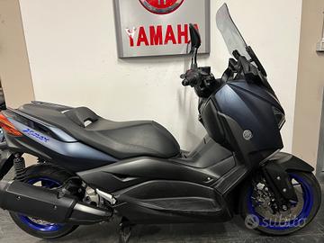 Yamaha X-Max 300