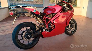 Ducati 749 Testastretta 2006