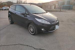 Ford Fiesta 1.4 GPL Sport ok neopatentati 