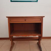 Mobiletto vintage in legno porta TV/telefono