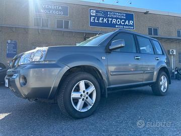Nissan X-Trail 2.2 dCi Elegance Columbia