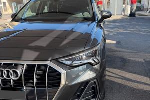 Audi Q3 35 2.0 tdi S line edition s-tronic