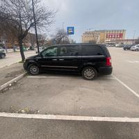 LANCIA VOYAGER A PREZZO