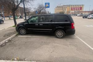 LANCIA VOYAGER A PREZZO