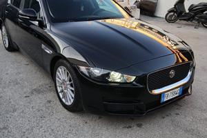Jaguar XE 2.0 D 163 CV Auto Pure (2015)