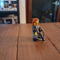 Lego minifigure vichingo