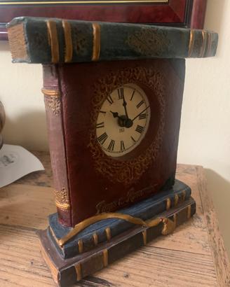 Orologio a libro