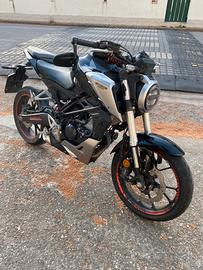 Honda cb125r