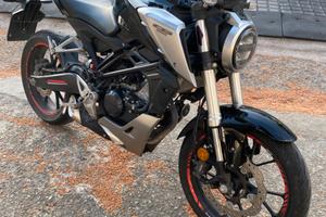 Honda cb125r