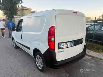 Opel Combo 1.6 CDTI 105CV PL-TN Van Blitz (1000kg)