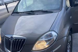 LANCIA MUSA 2011