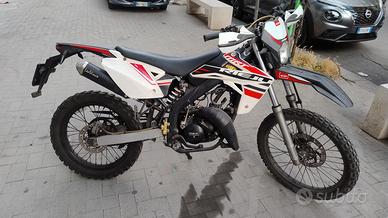 cross-enduro