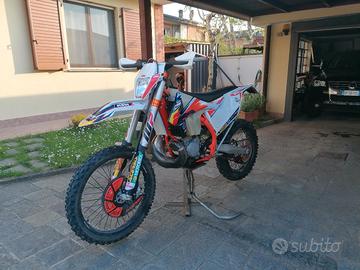 ktm 250 2t tpi six days  trattabili
