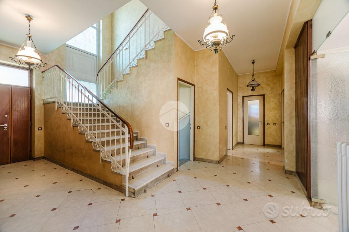 VILLA SINGOLA A BOLLATE - Vista 6