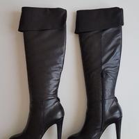 Stivali Plateau Pelle Nera sopra il Ginocchio