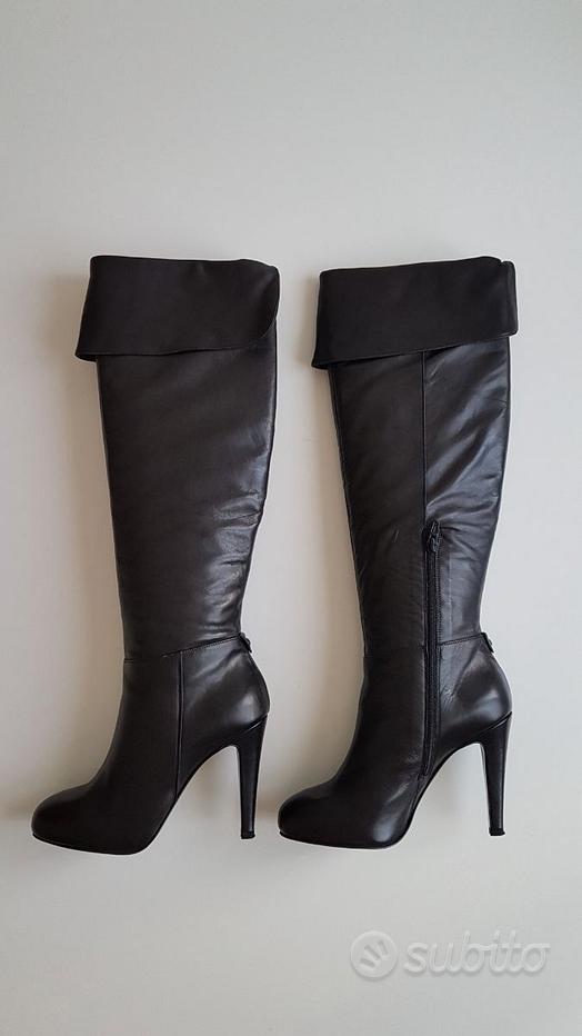 Stivali sopra il ginocchio con tacco Vendita in Abbigliamento e - Main Image