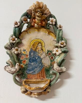 Acquasantiera madonna con bambino