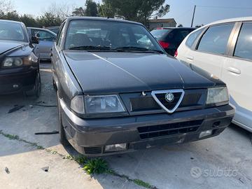 Ricambi vari Alfa 33