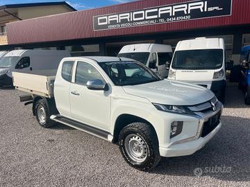 PICK UP MITSUBISCHI L200 CABINA SINGOLA C. FISSO