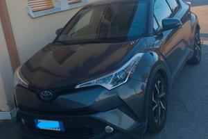 Toyota C-HR 1.8 Trend dark grey met