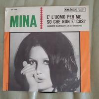 Dischi 45 giri anni '60, vari prezzi.
