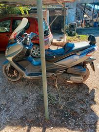 Scooter sym 300cc
