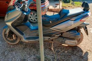 Scooter sym 300cc