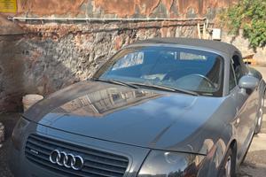 Audi TT mk1 Roadster 1.8 225 cv quattro anno 2000