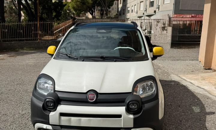 Fiat Pandina Cross 2025 mild Hybrid 1000 70 cv