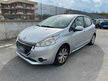 Peugeot 208 1.2 VTi 82CV - 2013 Motore Rotto