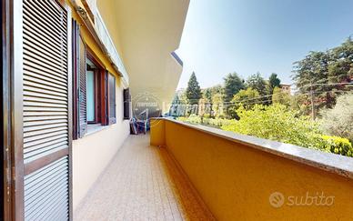SPLENDIDO 4 LOCALI CON TERRAZZO, TAVERNA E BOX