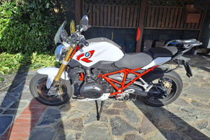 Moto BMW R1200R anno 2017