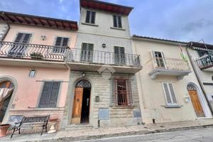 CASA INDIPENDENTE A CARMIGNANO