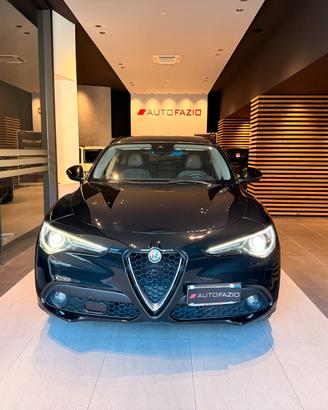Alfa Romeo Stelvio 2.2 Turbodiesel 180 CV AT8 RWD 