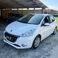 Peugeot 208 1.2 benzina 70 milaKM Neopatentati